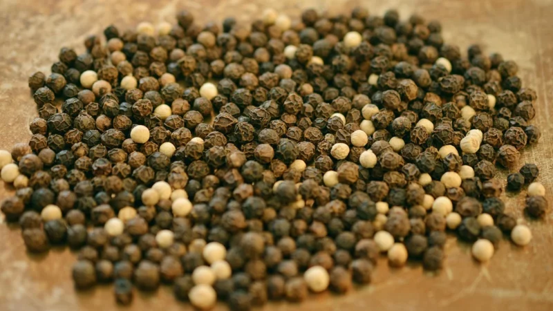 Cosmoveda Bio Pippali W Całości – 350g