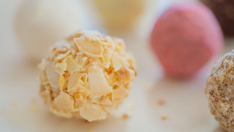 Cukierki Creamel W Polewie Czekoladowej Z Nadzieniem Orzechów Laskowych Roshen 1Kg