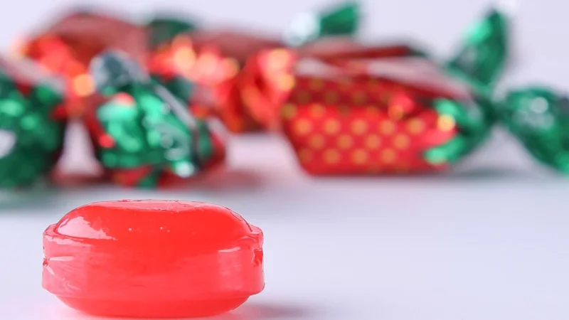 Cukierki Kukułki. Zawijane,kartonik 3KG Pszczółka