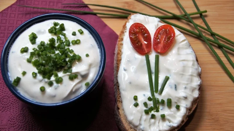 Eko Łukta Twaróg Wiejski Klinek Półtłusty Bio Około 0,30 Kg Eko Łukta