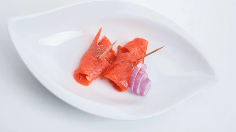 ŁOSOŚ (B SALMON) (porcje, mrożone) Łosoś Atlantycki Wędzony Na Gorąco Porcja (Koperta) Bio 100 G – B Salmon