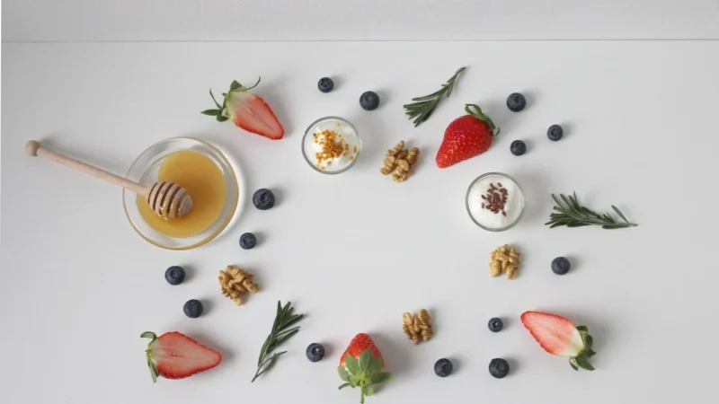 Malinowy Bartnik – Naturalne Zdrowie Miód Z Jagodami – 360g Naturalny 100% Polski Producent