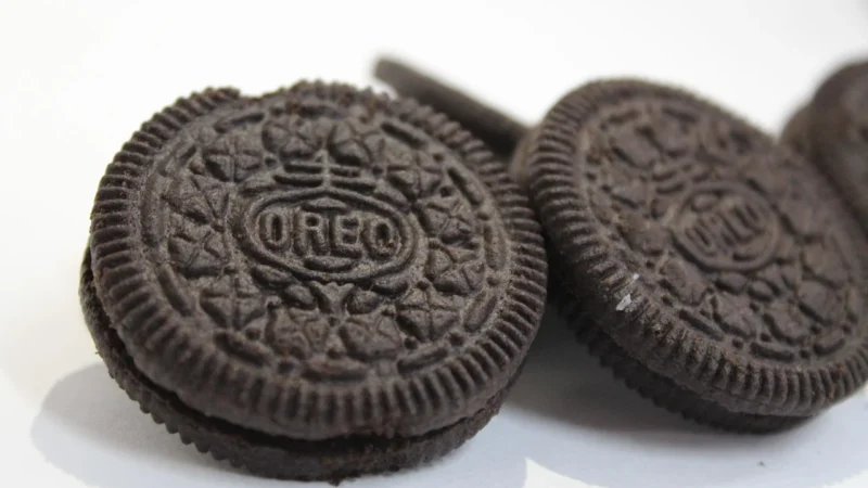 Milka Oreo Ciastka Kakaowe I Nadzienie Mleczne Waniliowym Na Czekoladzie Mlecznej 92G