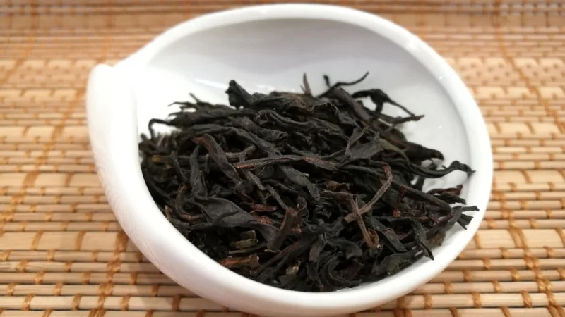 Mroczny oolong (Pakowanie ozdobne, Torebka transparentna 100g)