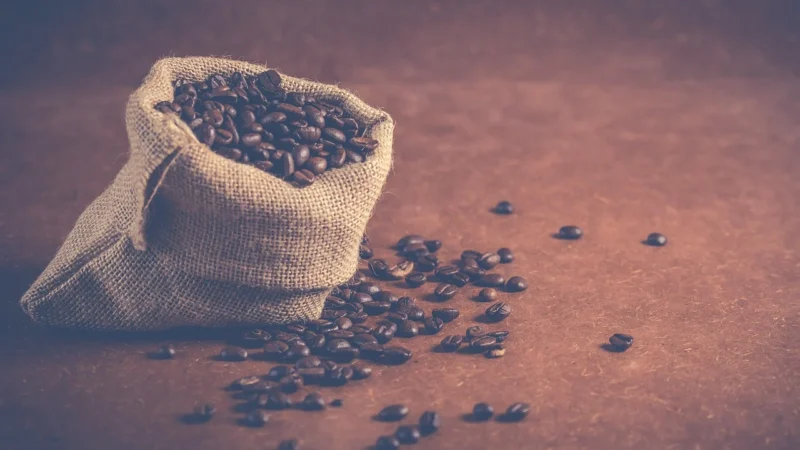 Progressive Kawa Ziarnista Amaretto Pakowanie Ozdobne Złota Torebka 50g