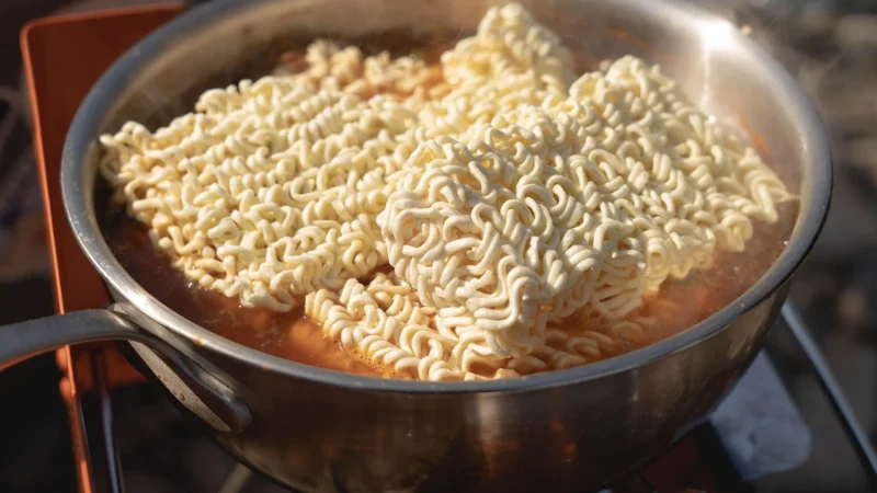 Vifon Kurczak Łagodny zupa 70g
